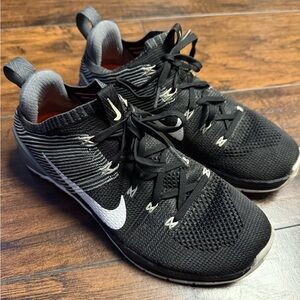 Nike Metcon DSX Flyknit 2 Black and White Training Athletic Shoes Men Size 7.5